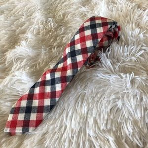 • Mens Skinny Necktie •
